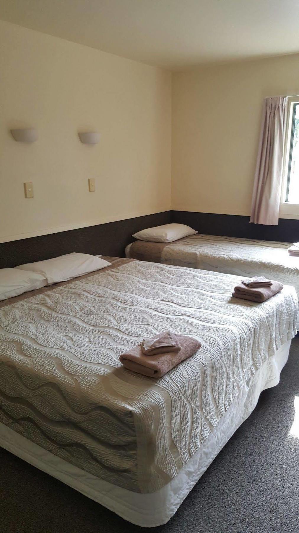 奥克兰北岸汽车旅馆加假日公园 外观 照片